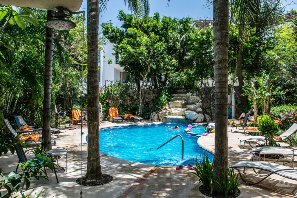 Riviera Maya Suites Pool