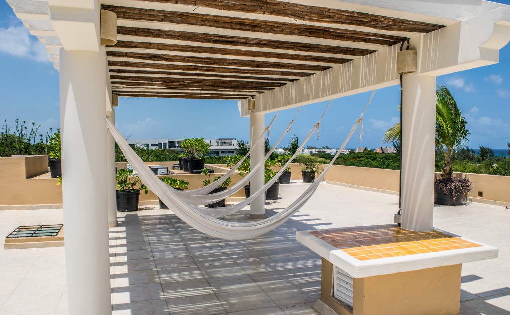 rooftop hammocks