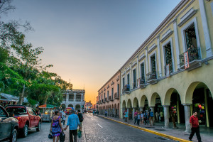 sunset, plaza grande, Mérida, Yucatán