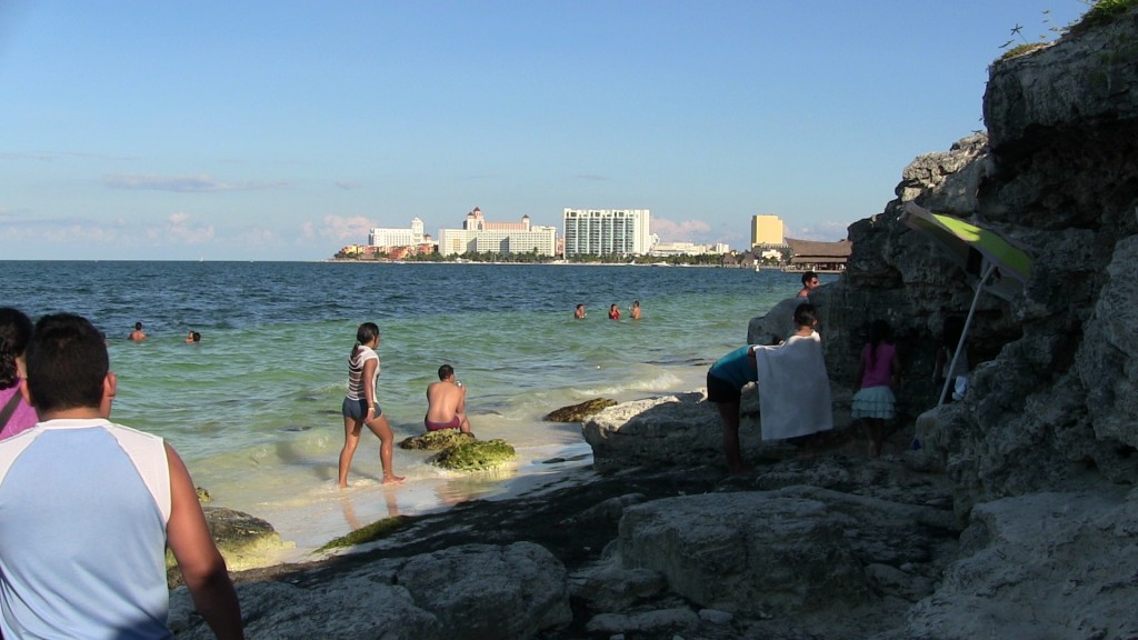 Rocky beach at Playa Tortuga