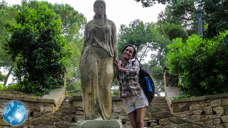 Cris with a sculpture